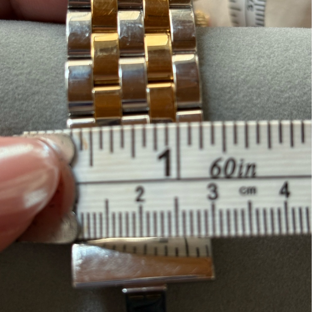 ❌❌❌SOLD❌❌❌
Michele 🎉EUC🎉Two-Tone Gold and Silver Chronograph Watch and Band - Picture 11 of 12